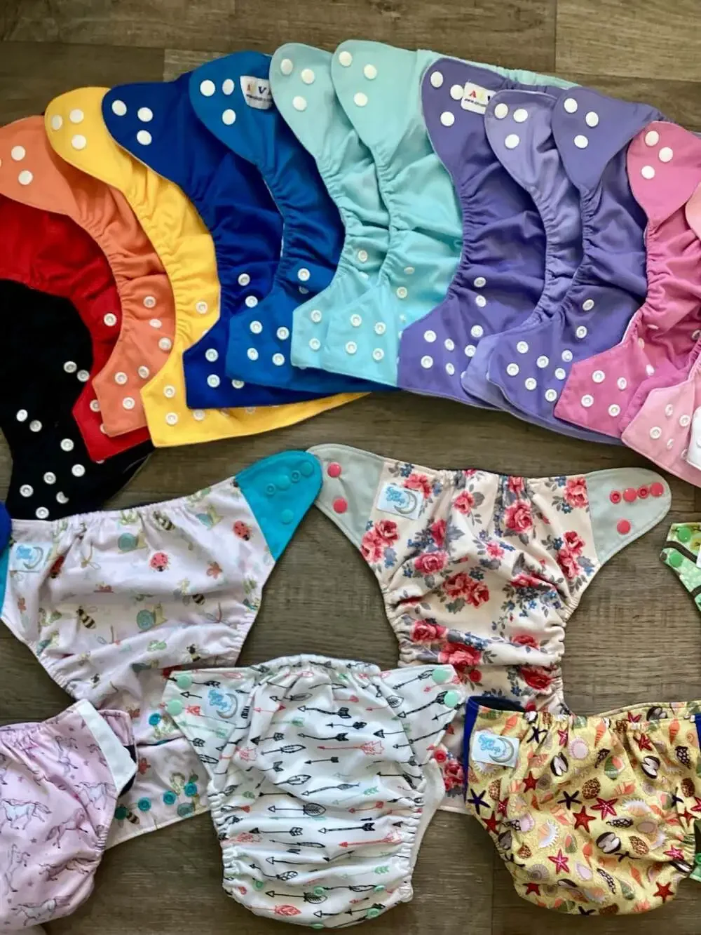 Alvababy and Happy Flute Cloth Diaper Lot (23 Pieces)